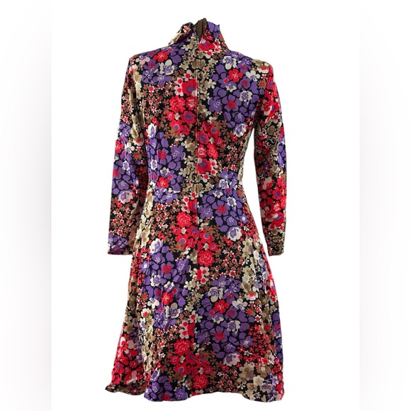 1970’s Flower Print Long Sleeve Button Dress by Avalon Classics Inc. - Picture 5 of 6
